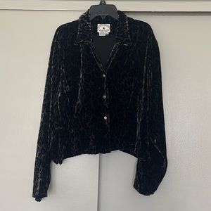 Vintage velour cropped blouse